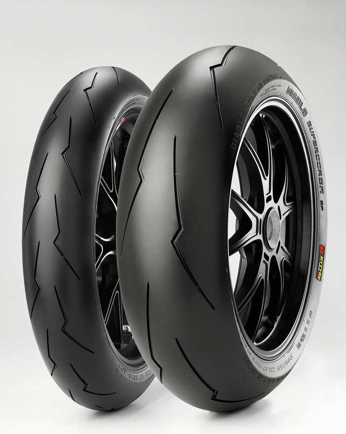 Pirelli Supercorse tire