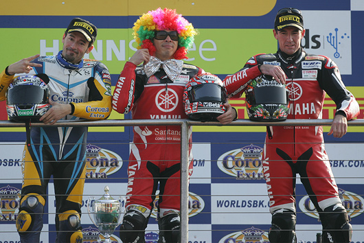 Haga, Biaggi, Corser, podium Donnington Park World Superbike
