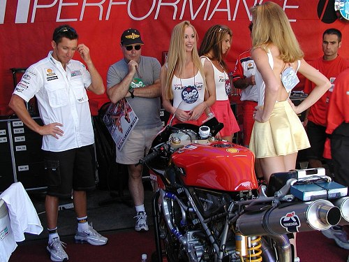 Troy Bayliss Ducati 998