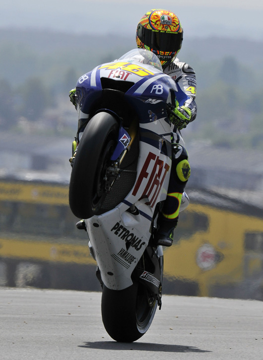 Valentino Rossi Wheelie Lemans