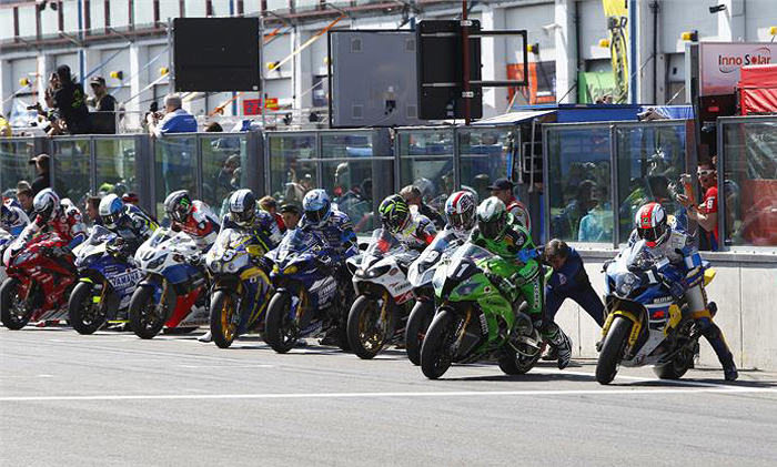 2011 World Endurance Championship 2011 Bol D'Or france race start photo