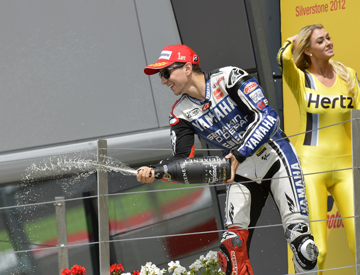 Jorge Lorenzo podium silverstone photo picture