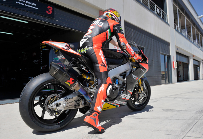 Max Biaggi Pirelli Tire test Aragon