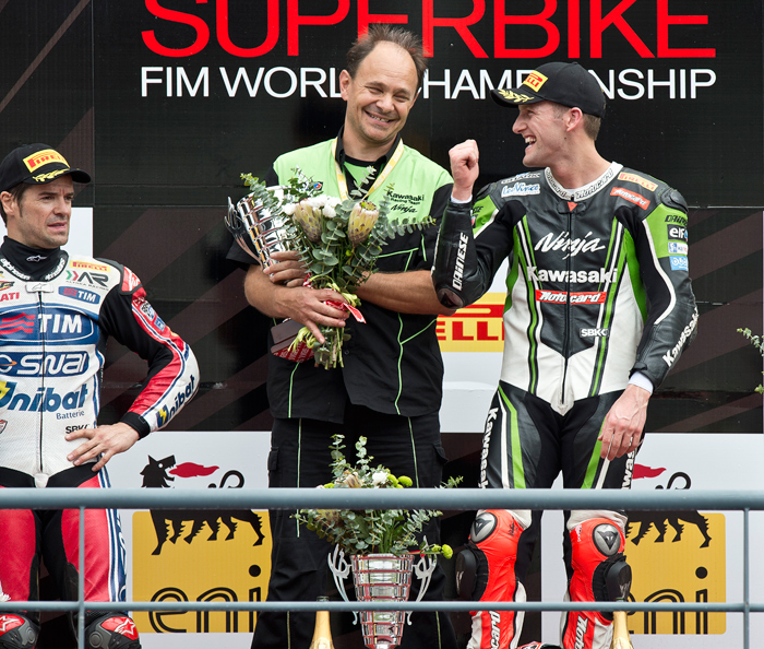 Tom Sykes Portiamo poduim photo