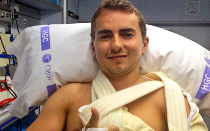 Jorge Lorenzo broken collarbone photo