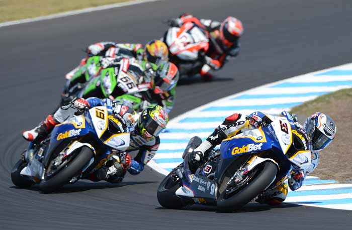 Marco Melandri, Chaz davies action photo