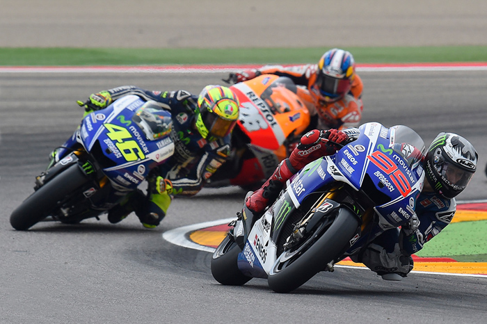 Lorenzo Rossi Marquez race action Aragon MotoGP