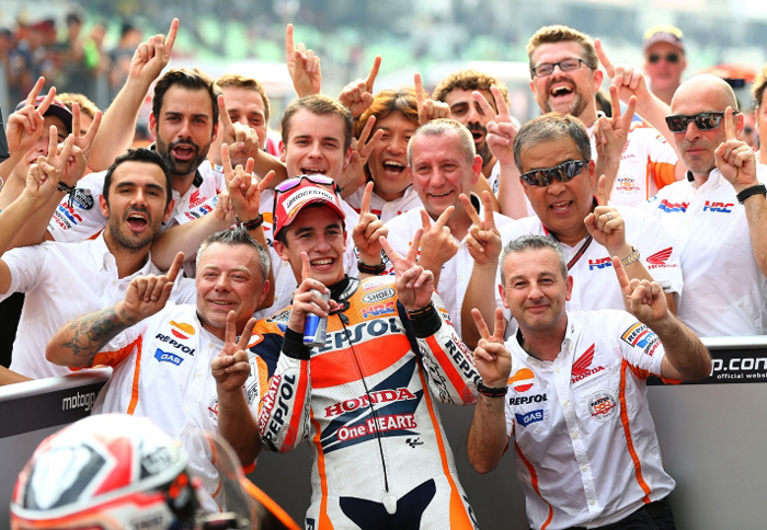Marquez team victory phto sepang