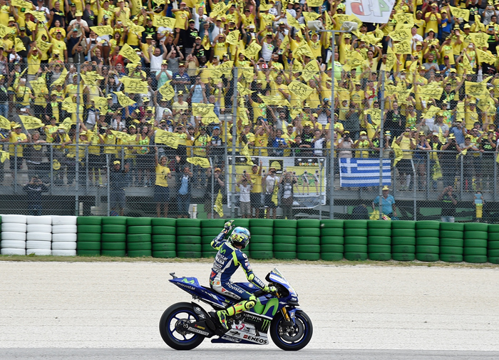 Rossi Pedrosa Valencia MotoGP season final 2015