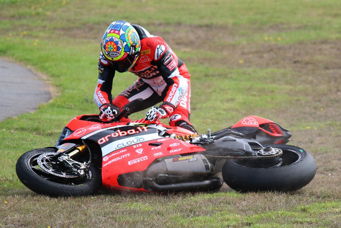 Chaz Dacies Ducati crash Phillip island 2016 World Superbike