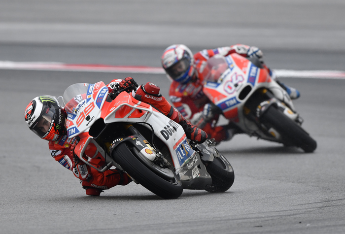 Andrea Dovizioso (ITA - Ducati) 40'45.496
Dovizioso Silverstone, Maverick Viñales photo