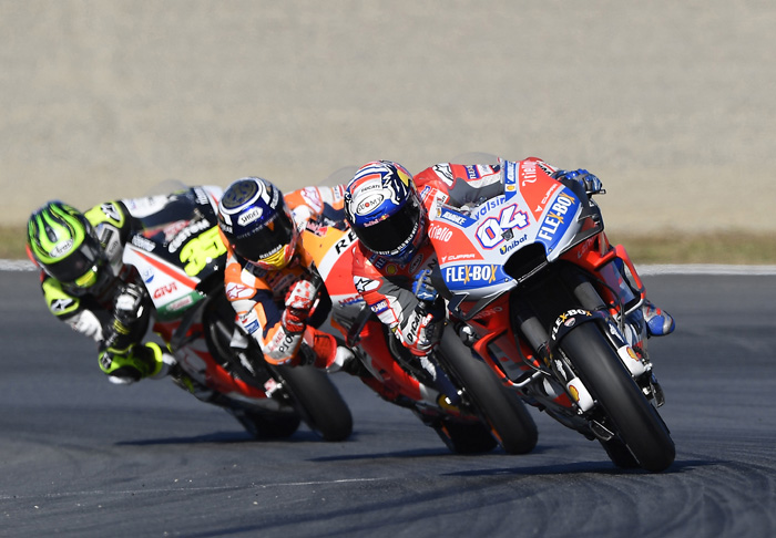 Dovizioso_Marquez_Crutchlow_Action