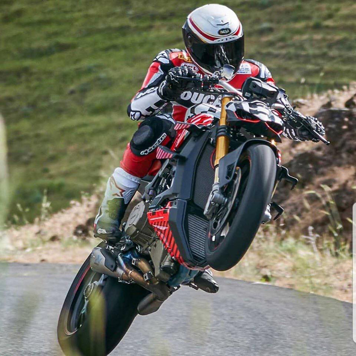 carlin Dunne action photo Ducati V4 Streetfighter Pikes Peak 2019