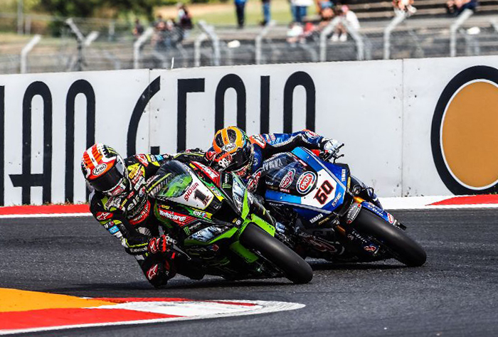 Jonathan Rea nd Michael Vandermark at magny Cours WSBK 2019