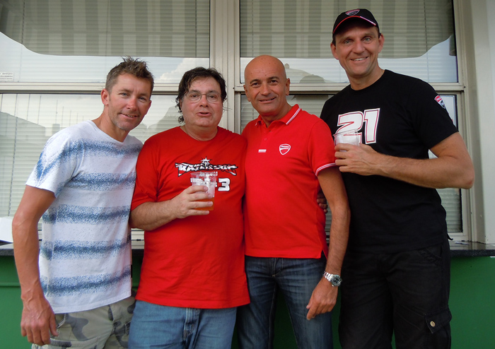 Troy Bayliss diploma beer
